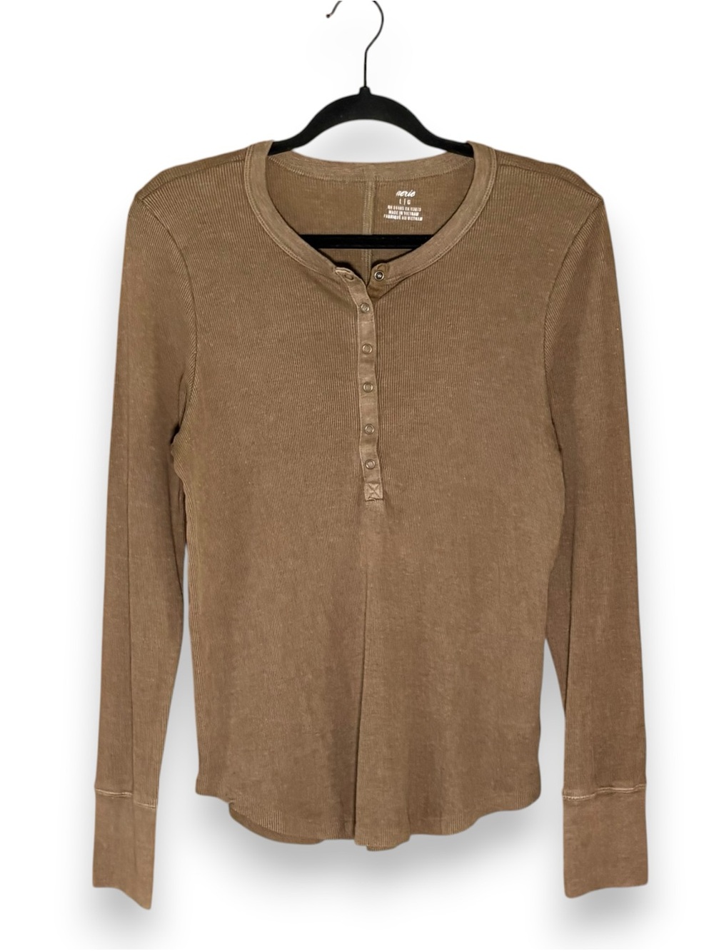 Aerie Olive Ribbed Long Sleeve Henley Size Large Fall Autumn Cozy